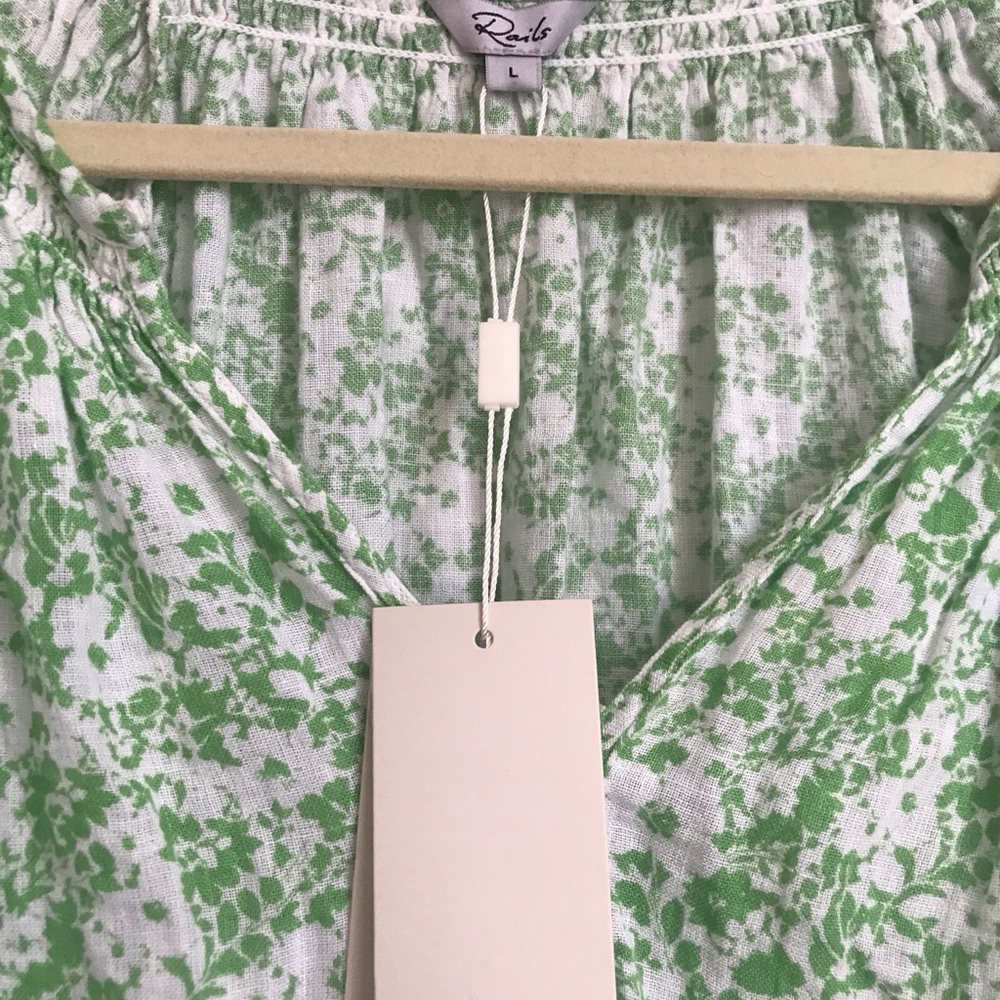 New Rails Green and White Floral Linen Top Large - Picture 5 of 7